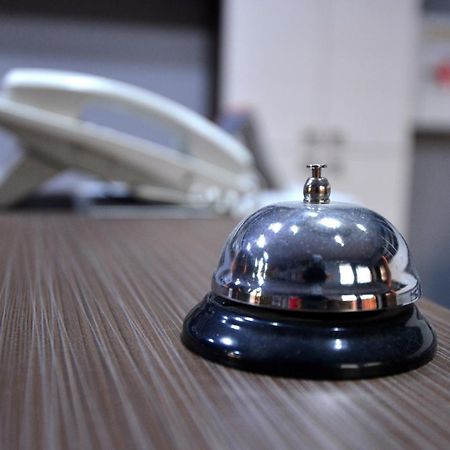 Garni Hotel Kaca Κραγκούγιεβατς Εξωτερικό φωτογραφία